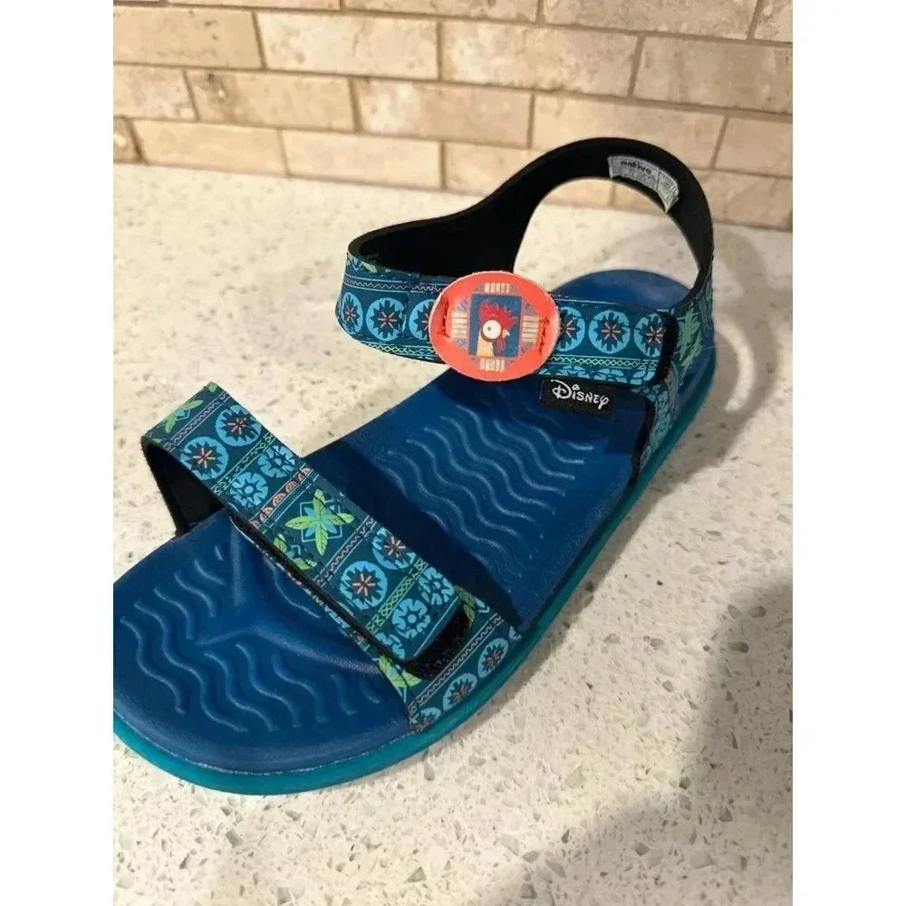 Native‎ x Disney sandals Moana Hei Hei  b16